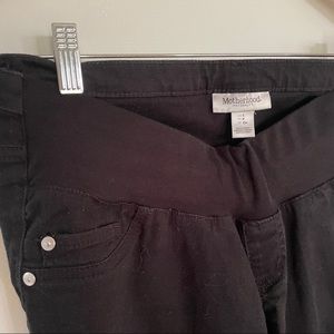 Black maternity skinny jeans
